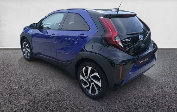 TOYOTA AYGO X 1.0 VVT-i 72 S-CVT Design extérieur trois quart arrière gauche 1103319