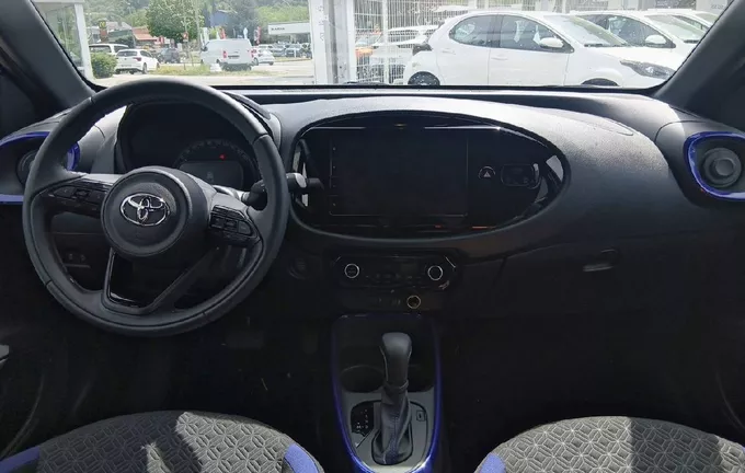 TOYOTA AYGO X 1.0 VVT-i 72 S-CVT Design photo 18 1103319