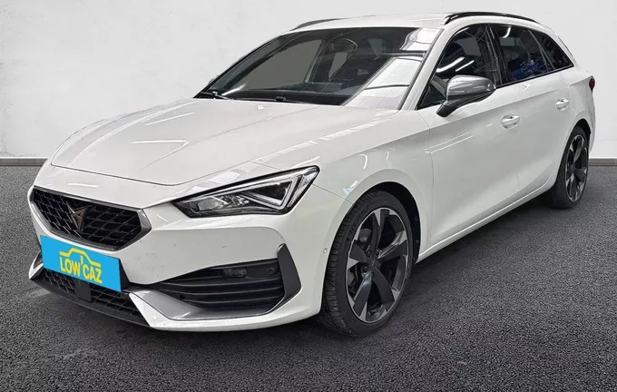 CUPRA LEON Sportstourer 1.5 eTSI 150 ch DSG7 V extérieur trois quart avant gauche 213592
