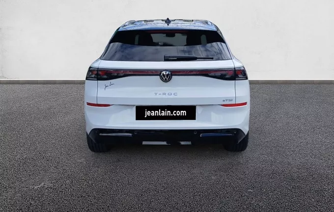 VOLKSWAGEN T-ROC 1.5 eTSI EVO2 Hybrid 150 ch DSG7 R-Line extérieur arrière 1108