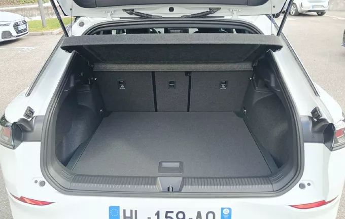 VOLKSWAGEN T-ROC 1.5 eTSI EVO2 Hybrid 150 ch DSG7 R-Line photo 10 1108