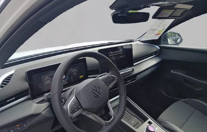 VOLKSWAGEN T-ROC 1.5 eTSI EVO2 Hybrid 150 ch DSG7 R-Line photo 11 1108