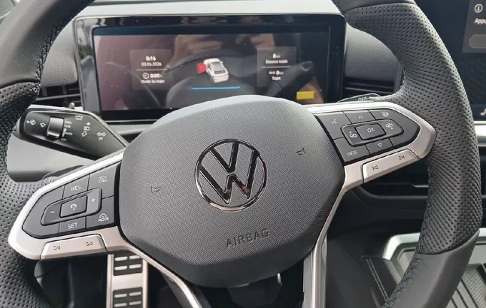 VOLKSWAGEN T-ROC 1.5 eTSI EVO2 Hybrid 150 ch DSG7 R-Line photo 12 1108