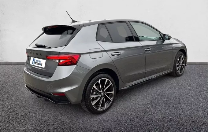 SKODA FABIA 1.0 TSI 116 ch EVO 2 DSG7 Monte-Carlo extérieur trois quart arrière droit 2123528