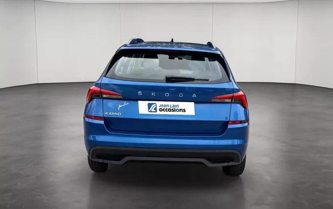 SKODA KAMIQ 1.0 TSI 95 ch BVM5 Active extérieur arrière 2133315