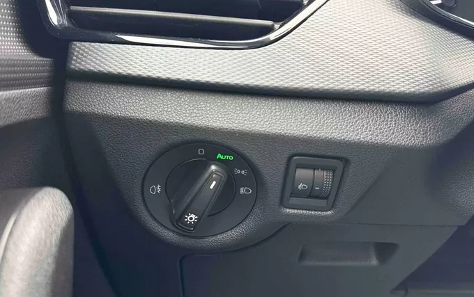 SKODA KAMIQ 1.0 TSI 95 ch BVM5 Active photo 20 2133315