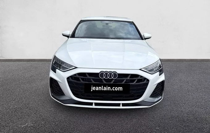 AUDI A3 Sportback TFSI e Hybride rechargeable 204 S tronic 6 S line extérieur avant 5657