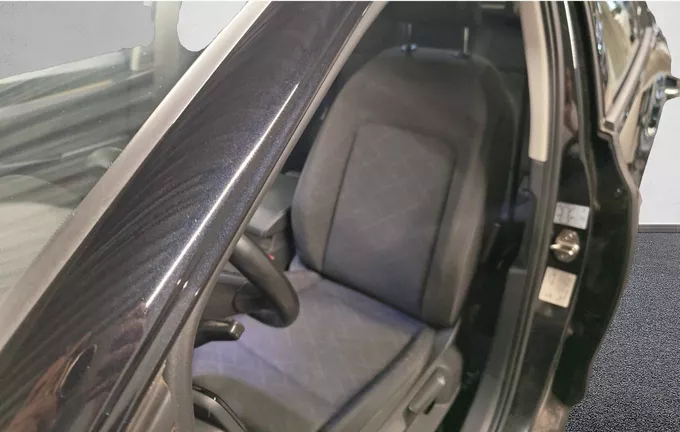 VOLKSWAGEN GOLF 2.0 TDI SCR 116 BVM6 Life Plus extérieur trois quart arrière droit 2124535