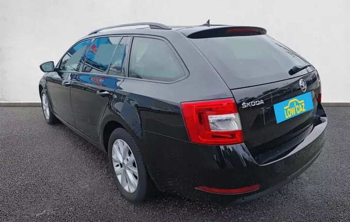 SKODA OCTAVIA Combi 2.0 TDI 150 ch SCR FAP DSG7 Business extérieur trois quart arrière gauche 213274