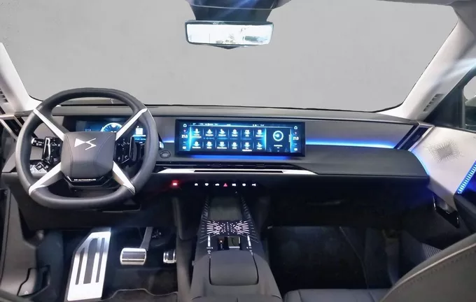 DS N°8 350 ch AWD Long Range Etoile extérieur côté gauche 945841