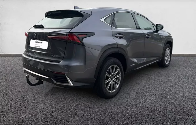 LEXUS NX 300h 2WD Pack extérieur trois quart arrière droit 1103375