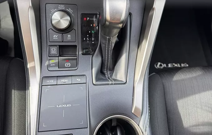 LEXUS NX 300h 2WD Pack photo 13 1103375