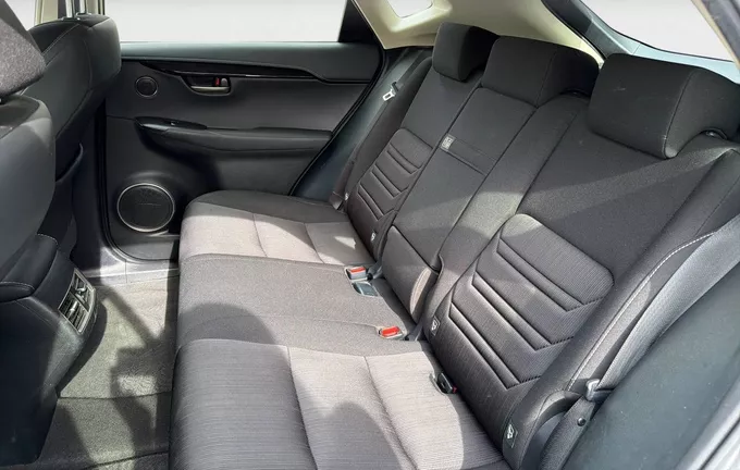 LEXUS NX 300h 2WD Pack photo 17 1103375
