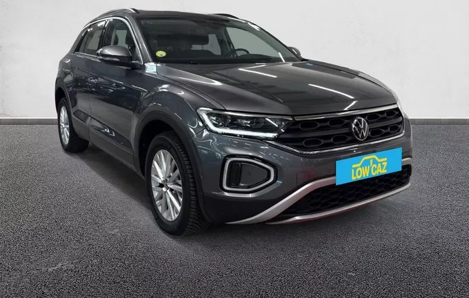 VOLKSWAGEN T-ROC 2.0 TDI 150 Start/Stop DSG7 Life Plus extérieur trois quart avant droit 213551