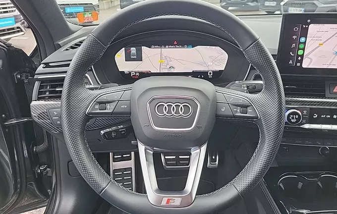 AUDI A4 35 TFSI 150 S tronic 7 Competition photo 12 2121324