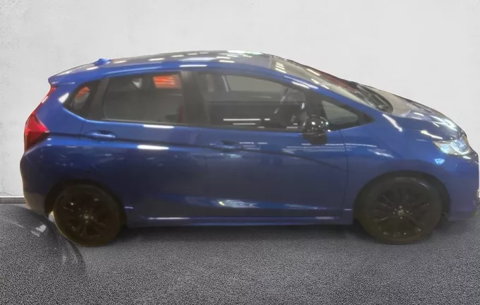 HONDA JAZZ 1.5 i-VTEC Dynamic extérieur côté droit 213321