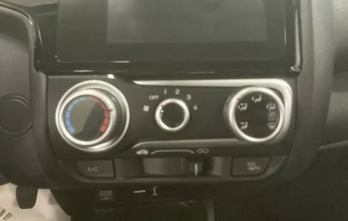 HONDA JAZZ 1.5 i-VTEC Dynamic photo 14 213321