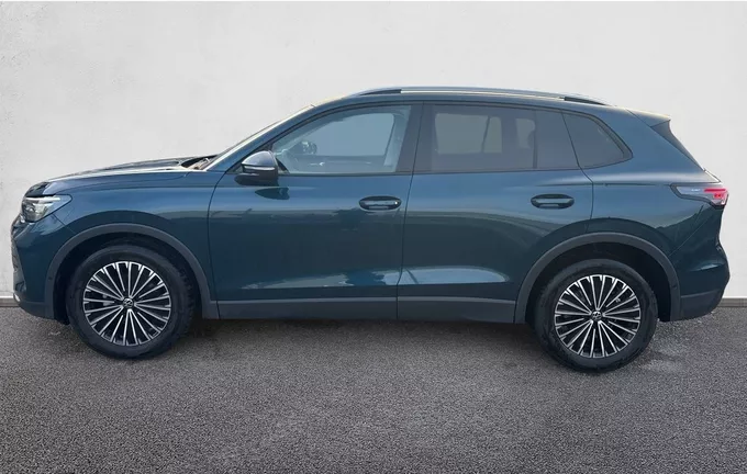 VOLKSWAGEN TIGUAN 1.5 eTSI 131ch DSG7 VW Edition extérieur trois quart arrière gauche 2124019