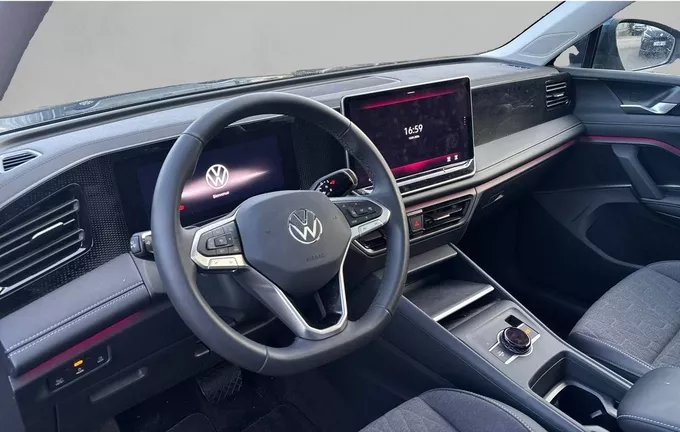 VOLKSWAGEN TIGUAN 1.5 eTSI 131ch DSG7 VW Edition photo 13 2124019
