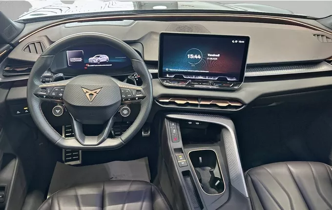 CUPRA TERRAMAR 1.5 eHybrid 204 ch DSG6 V extérieur trois quart avant droit 2131977