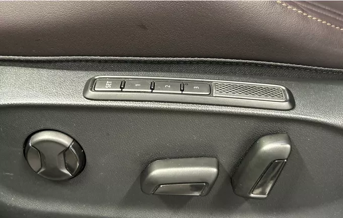 CUPRA TERRAMAR 1.5 eHybrid 204 ch DSG6 V photo 21 2131977