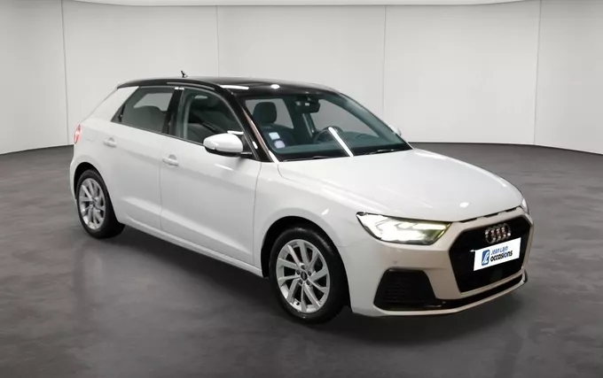 AUDI A1 Sportback 30 TFSI 110 ch S tronic 7 Design extérieur trois quart avant droit 2132017