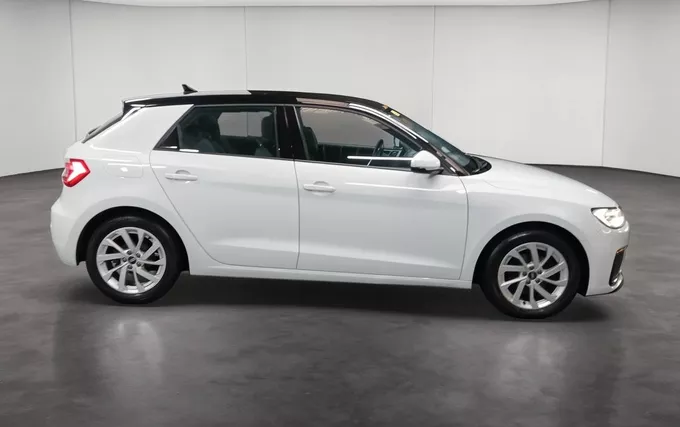 AUDI A1 Sportback 30 TFSI 110 ch S tronic 7 Design extérieur côté droit 2132017