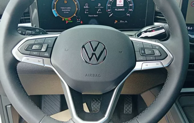 VOLKSWAGEN T-ROC 1.5 eTSI EVO2 Hybrid 150 ch DSG7 Style photo 12 1695