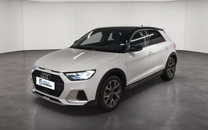 AUDI A1 Citycarver 30 TFSI 116 ch BVM6 Design Luxe extérieur trois quart avant gauche 2131945