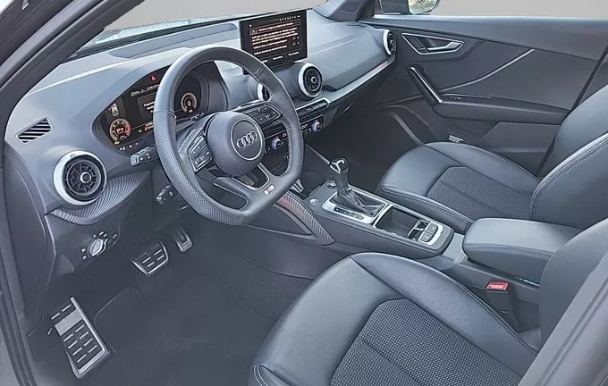 AUDI Q2 35 TDI 150 S tronic 7 Black Edition photo 11 2124700