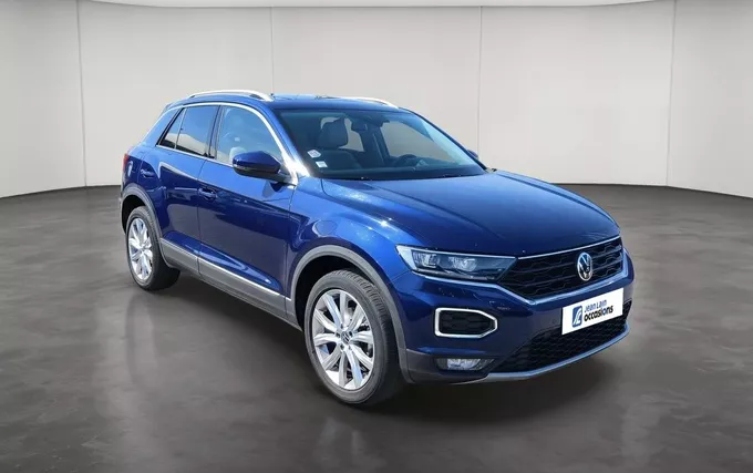 VOLKSWAGEN T-ROC 1.5 TSI 150 EVO Start/Stop DSG7 Carat Exclusive extérieur trois quart avant droit 2132050