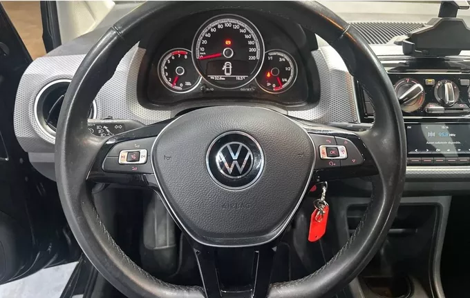VOLKSWAGEN UP! Up 1.0 65 BlueMotion Technology BVM5 Active photo 19 2132629