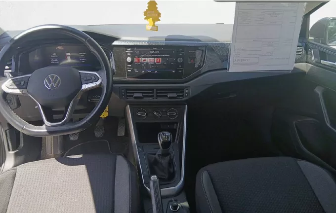 VOLKSWAGEN POLO 1.0 TSI 95 S&S BVM5 Life extérieur trois quart avant droit 2128848