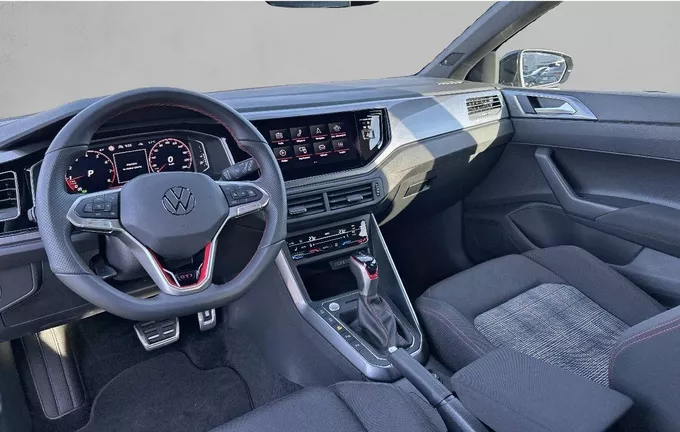 VOLKSWAGEN POLO 2.0 TSI 207 S&S DSG7 GTI extérieur trois quart avant droit 2125148
