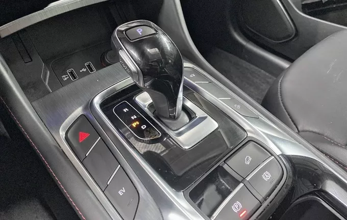 MG EHS 1.5T GDI PHEV Luxury photo 13 600878