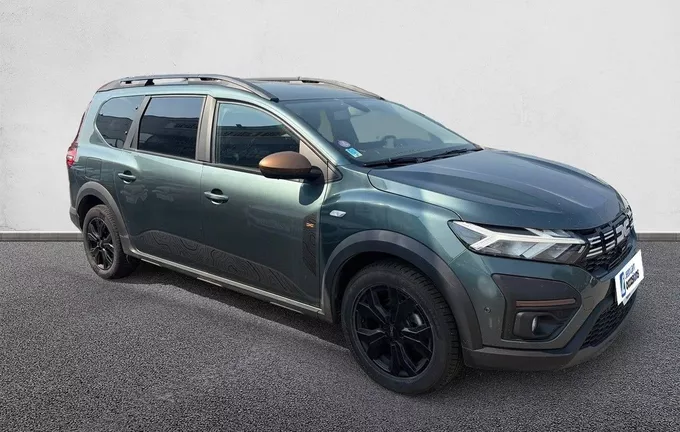 DACIA JOGGER TCe 110 7 places Extreme + extérieur trois quart avant droit 2130610