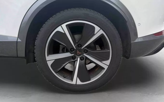 CUPRA FORMENTOR 1.4 e-HYBRID 204 ch DSG6 Business Edition photo 9 2132240