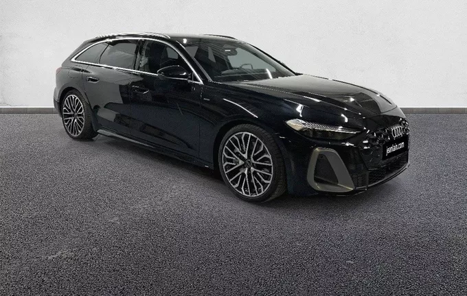 AUDI A5 Avant e-hybrid 299 ch S tronic 7 Quattro S line extérieur trois quart avant droit 8845