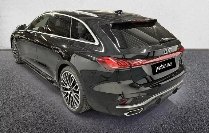 AUDI A5 Avant e-hybrid 299 ch S tronic 7 Quattro S line extérieur trois quart arrière gauche 8845
