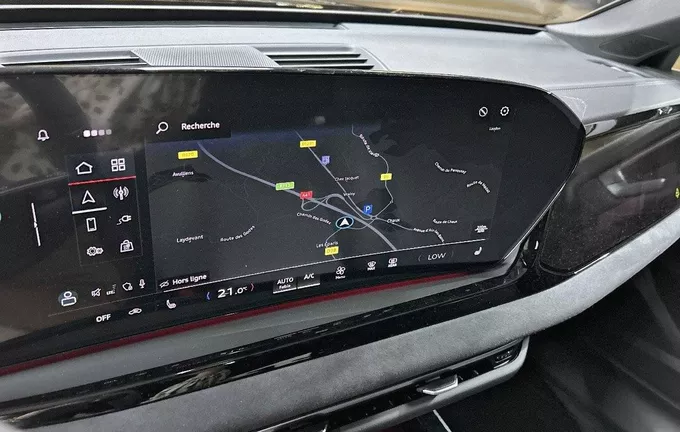 AUDI A5 Avant e-hybrid 299 ch S tronic 7 Quattro S line photo 15 8845
