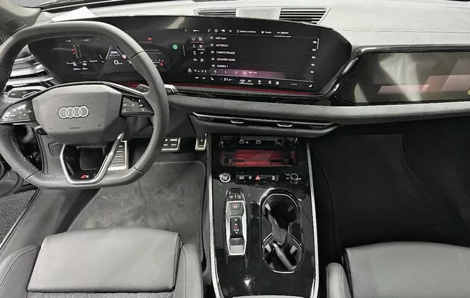 AUDI A5 Avant e-hybrid 299 ch S tronic 7 Quattro S line photo 18 8845