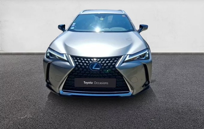 LEXUS UX 250h 4WD Luxe extérieur avant 1103675