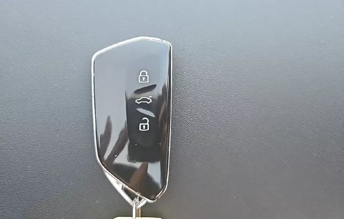 CUPRA LEON 1.5 eTSI Hybrid 150 ch DSG7 V photo 19 1680