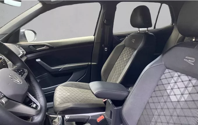 VOLKSWAGEN T-CROSS 1.0 TSI 116 Start/Stop DSG7 R-Line Edition extérieur trois quart arrière droit 2126729