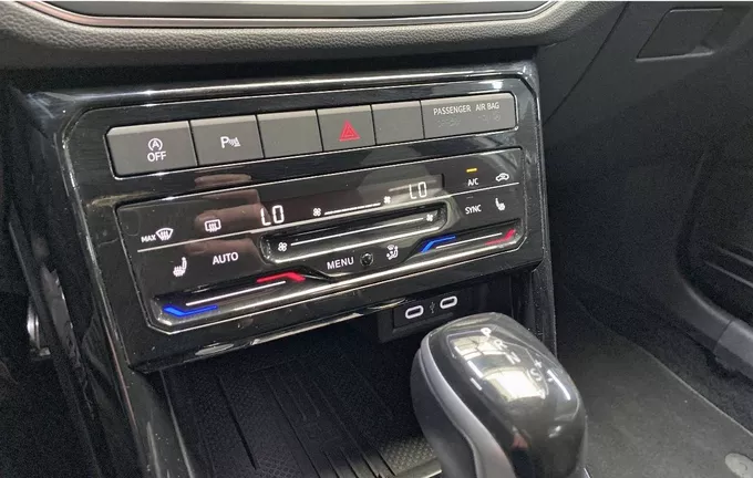 VOLKSWAGEN T-CROSS 1.0 TSI 116 Start/Stop DSG7 R-Line Edition photo 19 2126729