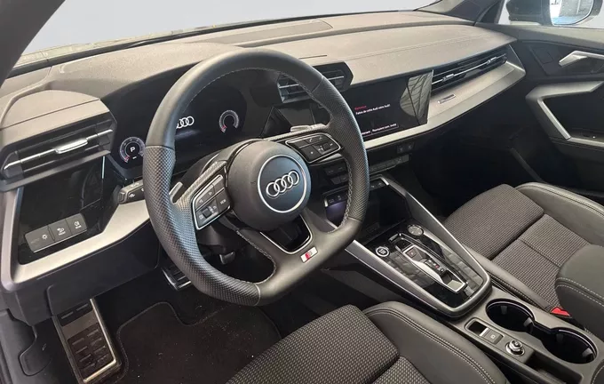AUDI A3 Sportback TDI 150 S tronic 7 S line photo 11 2126776