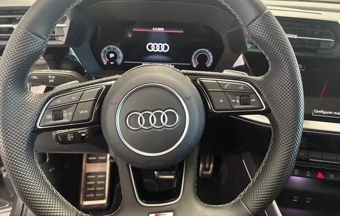 AUDI A3 Sportback TDI 150 S tronic 7 S line photo 12 2126776