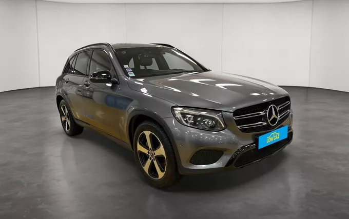MERCEDES GLC Classe GLC 250 9G-Tronic 4Matic Executive extérieur trois quart avant droit 213755