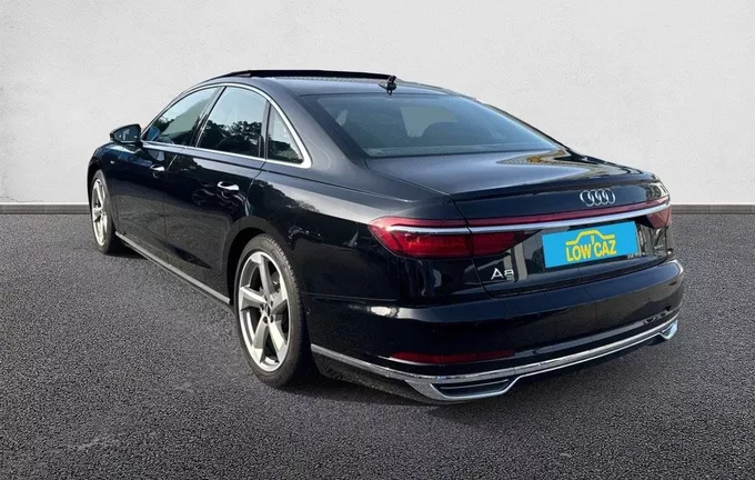 AUDI A8 55 TFSI 340 Tiptronic 8 Quattro Avus Extended extérieur trois quart arrière gauche 212130