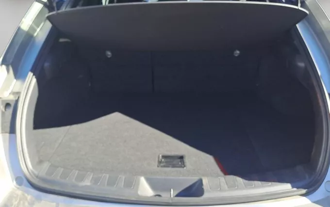 LEXUS UX 250h 2WD Premium Edition photo 10 1104055